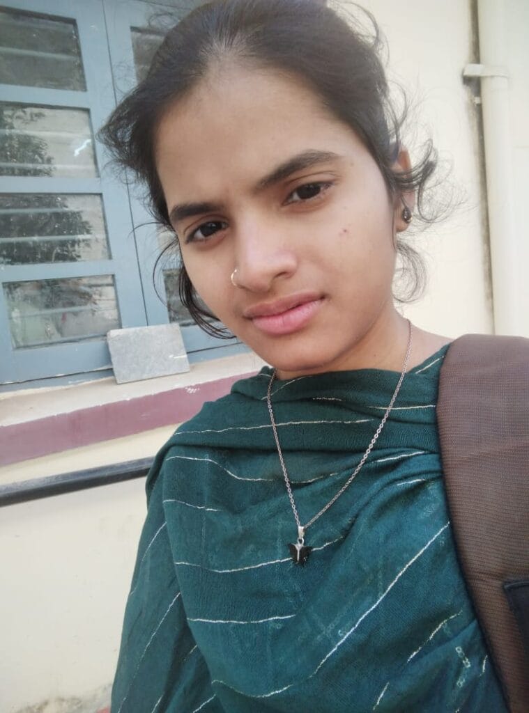 Author 1 Mosma Khan